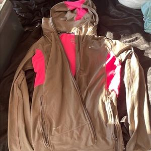 Nike running jacket for sarah4284